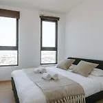 Huswell - Amazing Apartment In London Tower With Parking